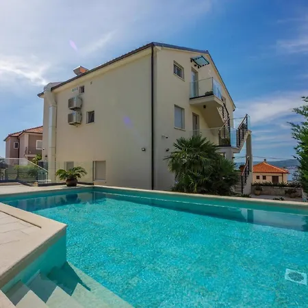 Fuer 6 Personen Ca 60 Qm In Crikvenica, Kvarner Bucht Und Umgebung Apartment *